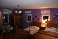 POKÓJ NR 6 JAGODOWY - 3 osobowy